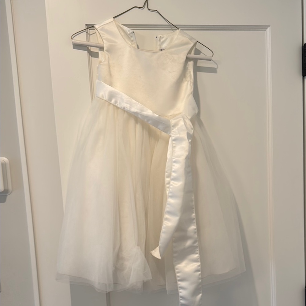 Flower girl or Special Occasion Elegant Cream Kids Dress great with belt